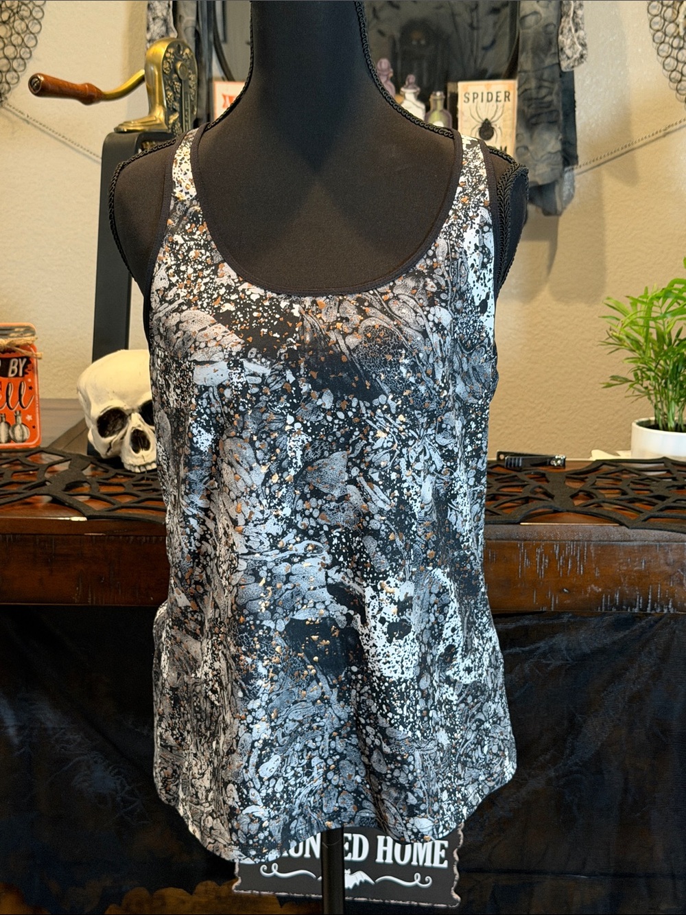 Fabletics Eiffel Black, Gray & White Abstract Print Tank